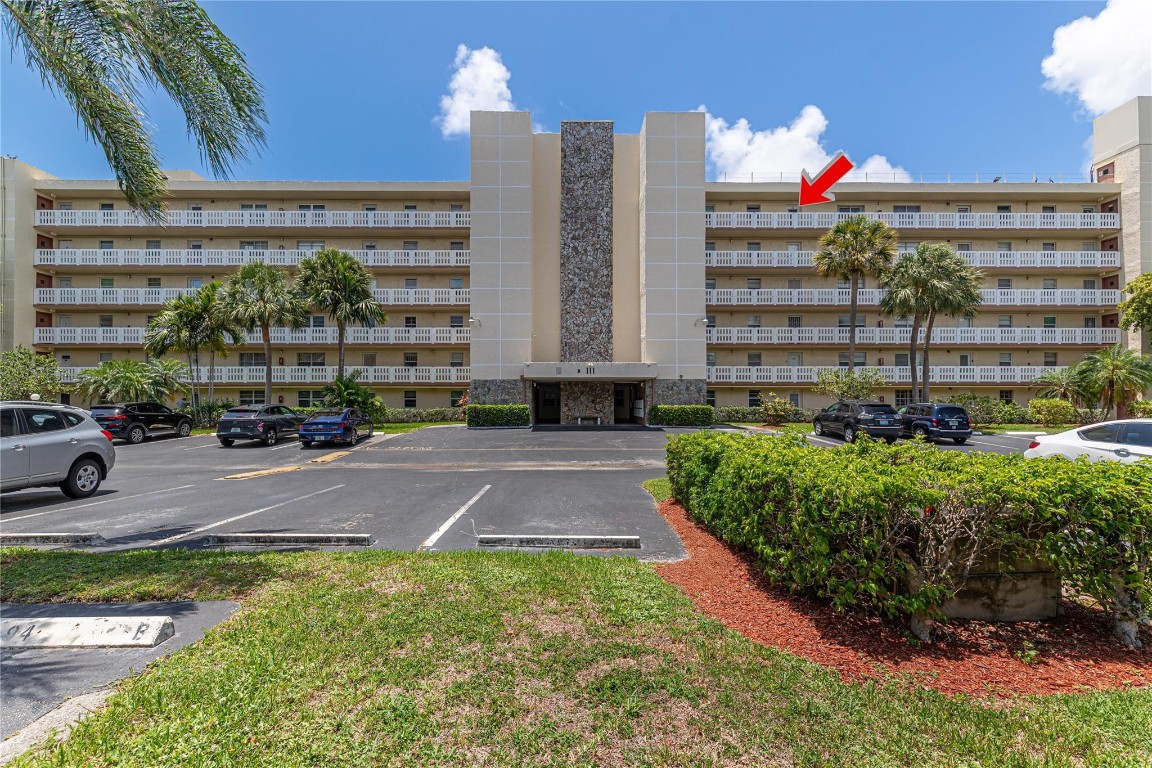 Meadowbrook Lakes - Residential