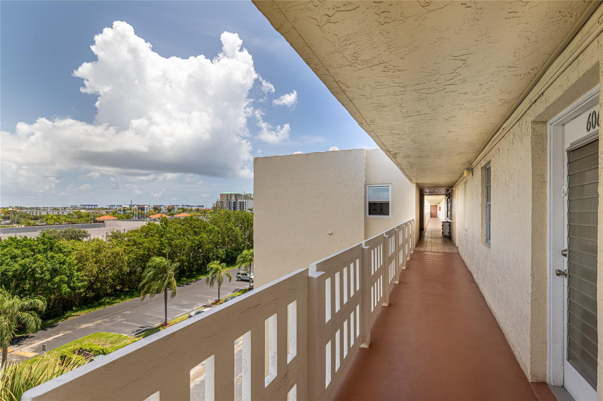 Meadowbrook Lakes - Residential