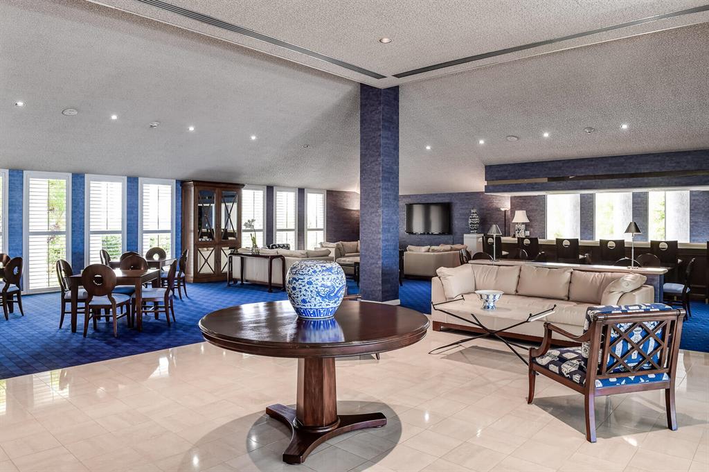 ENCLAVE OF PALM BEACH CON - Residential