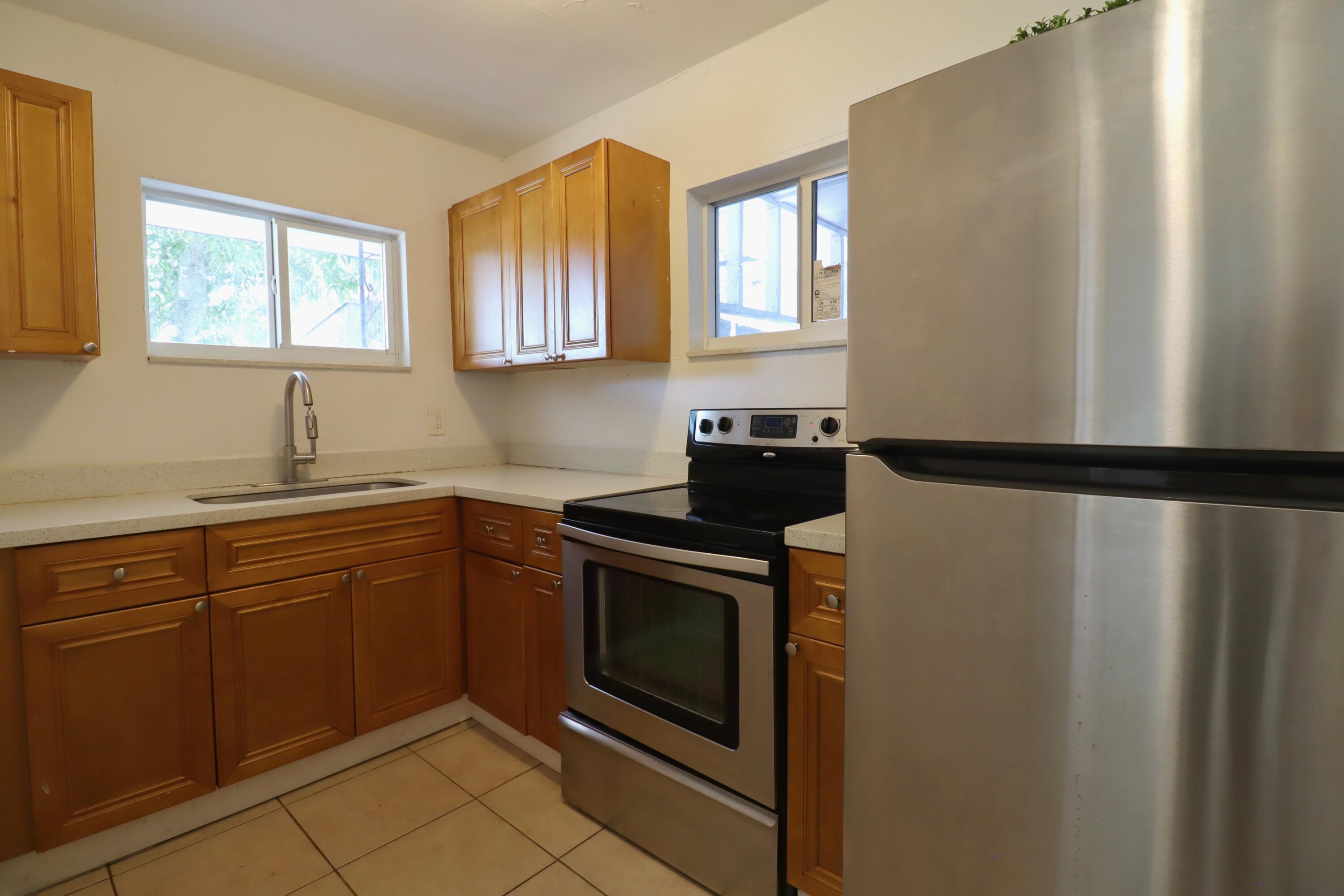 FLORAL HEIGHTS - Residential Lease