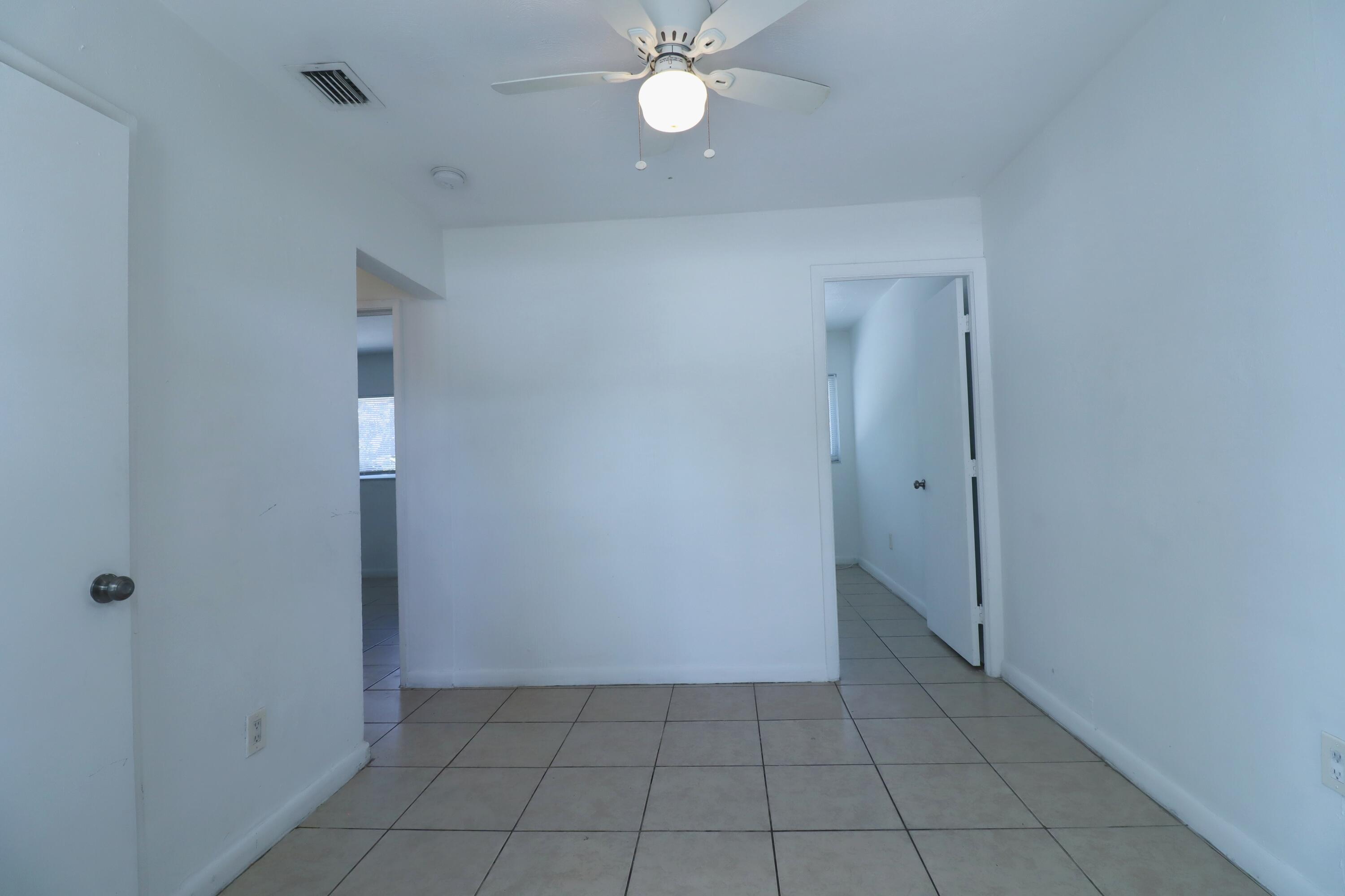 FLORAL HEIGHTS - Residential Lease