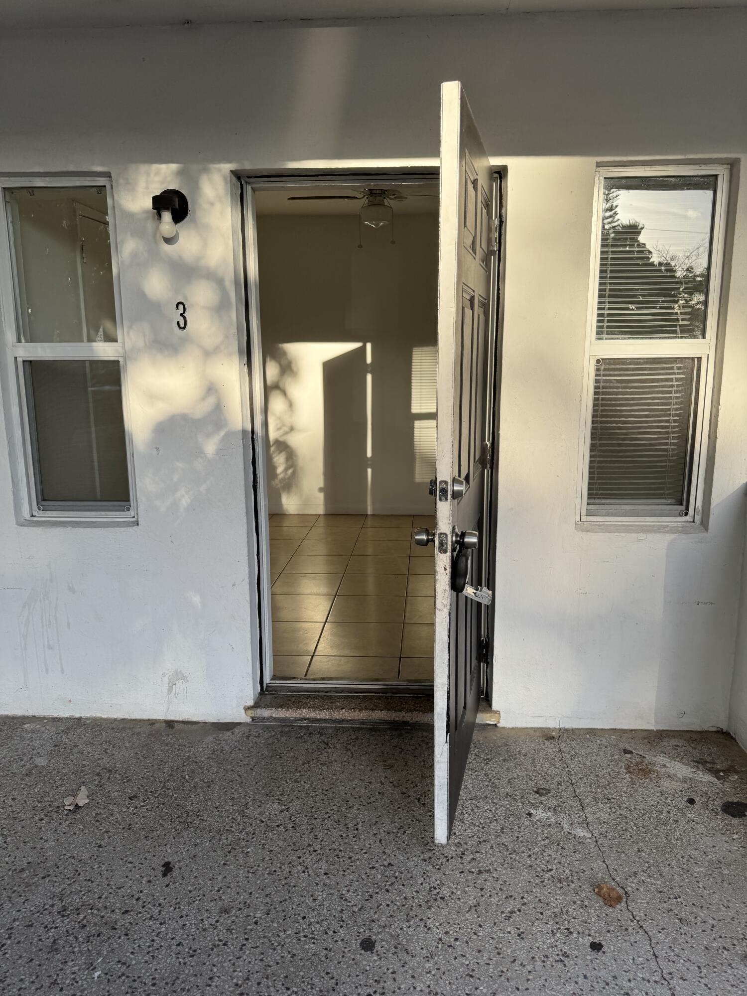 FLORAL HEIGHTS - Residential Lease