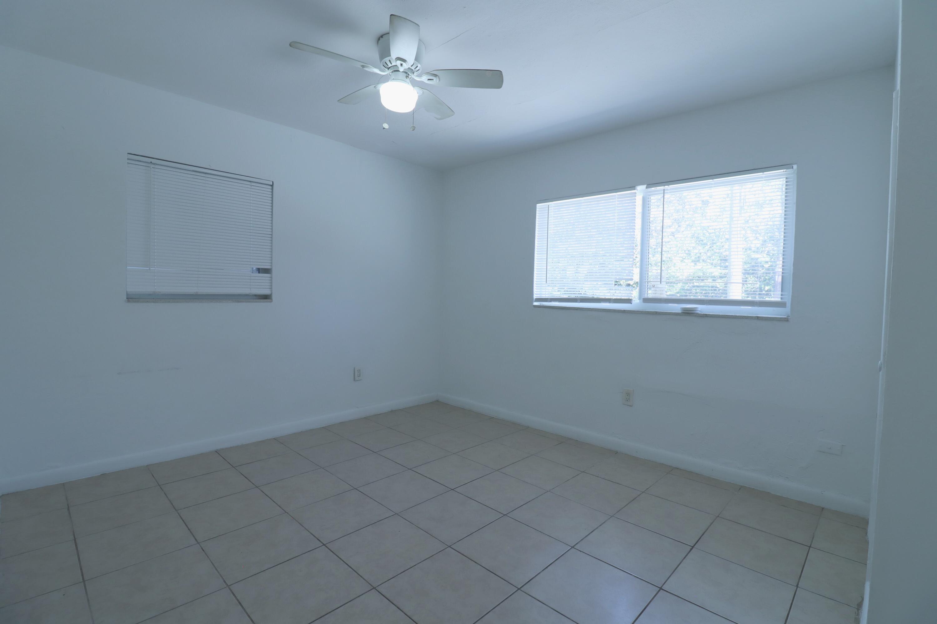 FLORAL HEIGHTS - Residential Lease