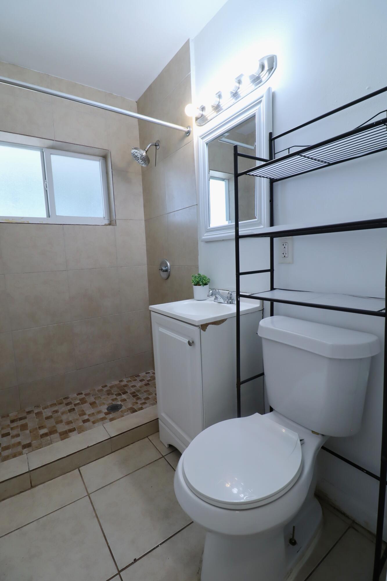 FLORAL HEIGHTS - Residential Lease