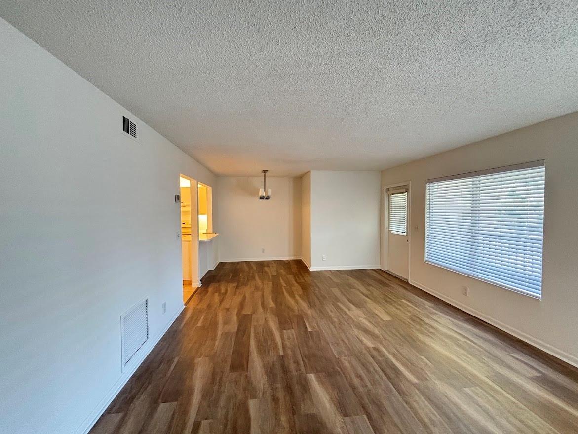 PINE RIDGE AT HAVERHILL C - Residential Lease