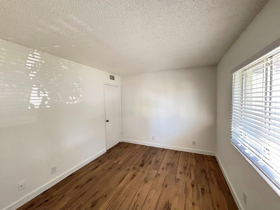 PINE RIDGE AT HAVERHILL C - Residential Lease