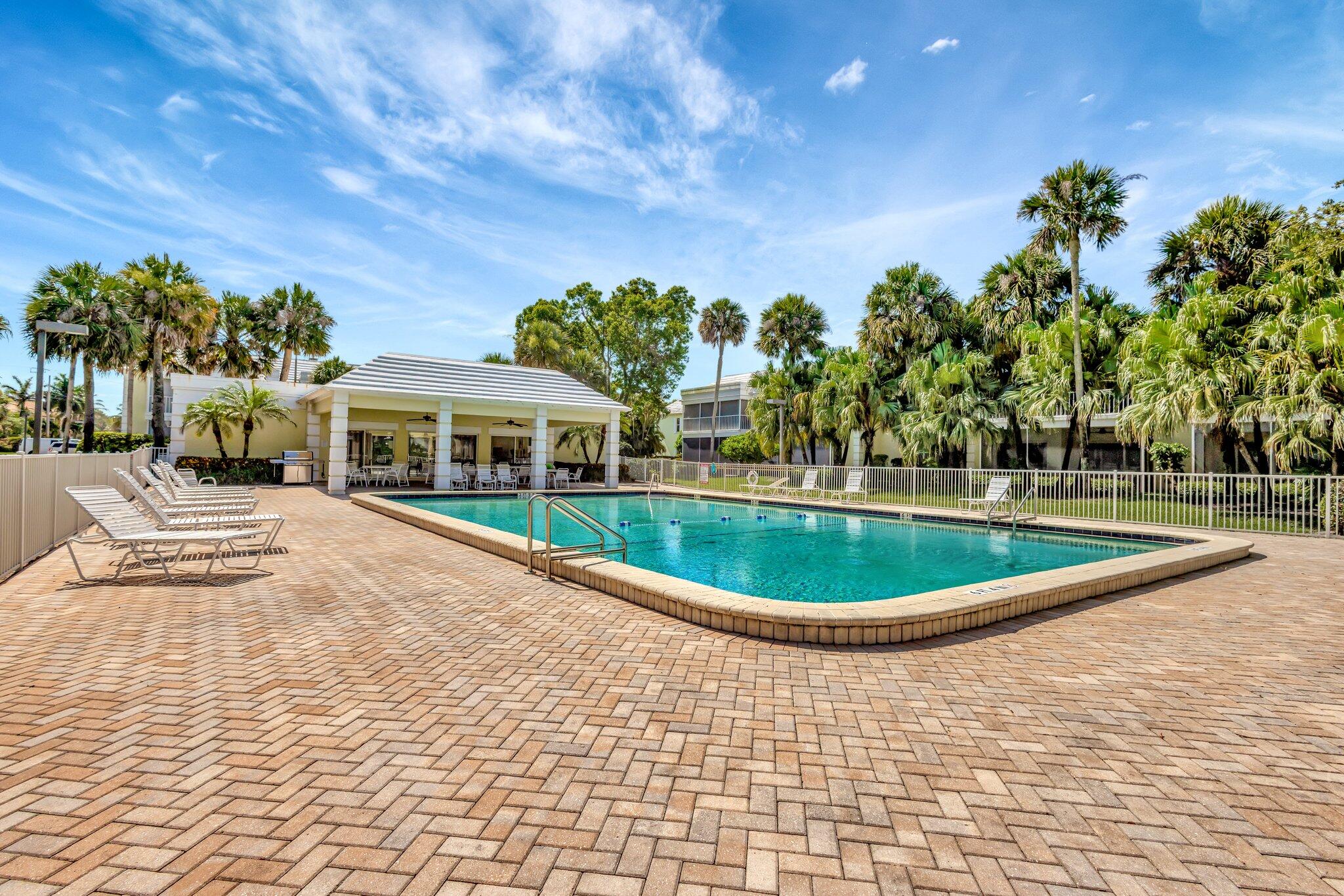 BANYAN HOUSE CONDO - Residential