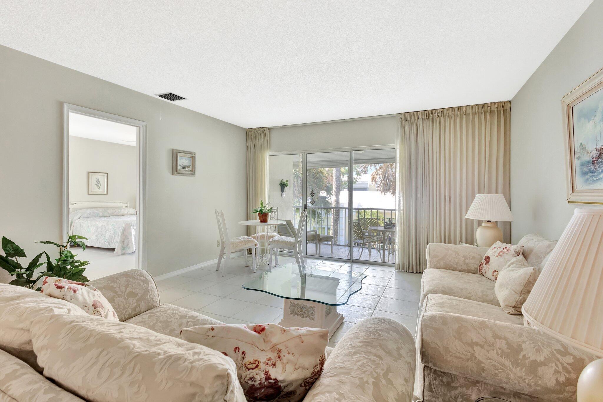 BANYAN HOUSE CONDO - Residential