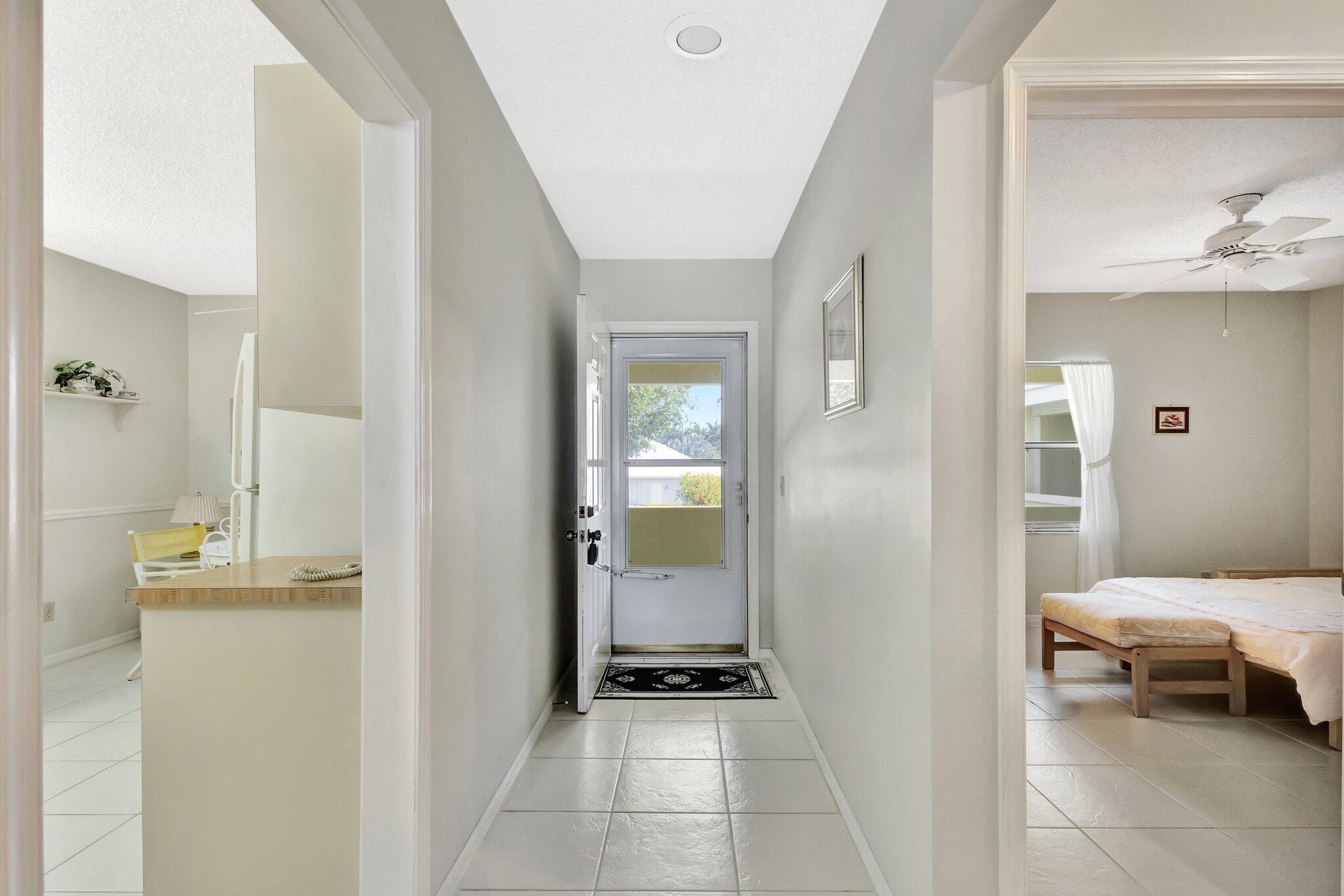 BANYAN HOUSE CONDO - Residential