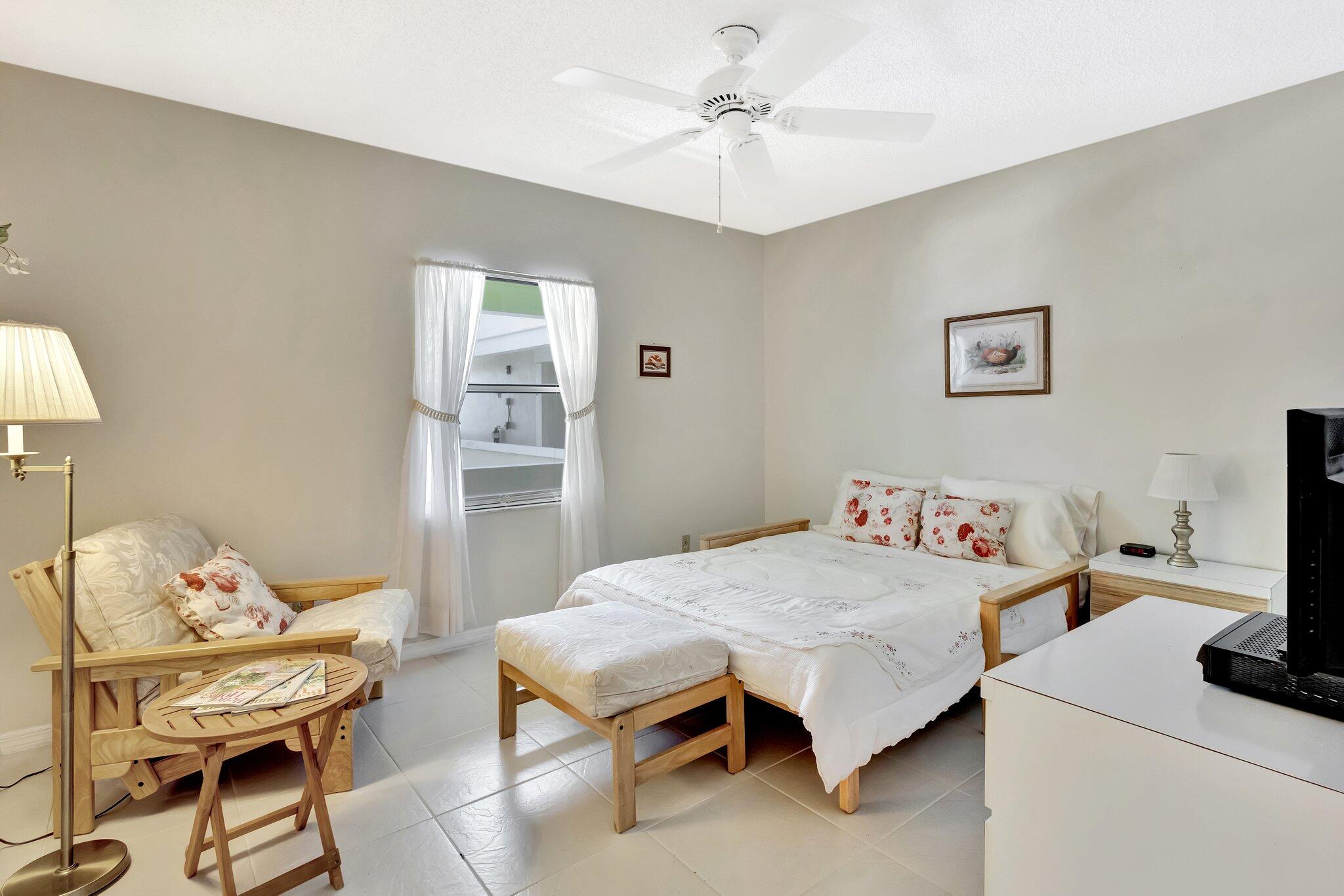 BANYAN HOUSE CONDO - Residential