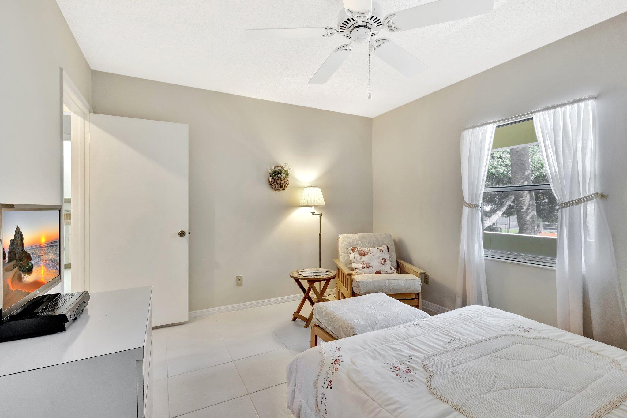 BANYAN HOUSE CONDO - Residential