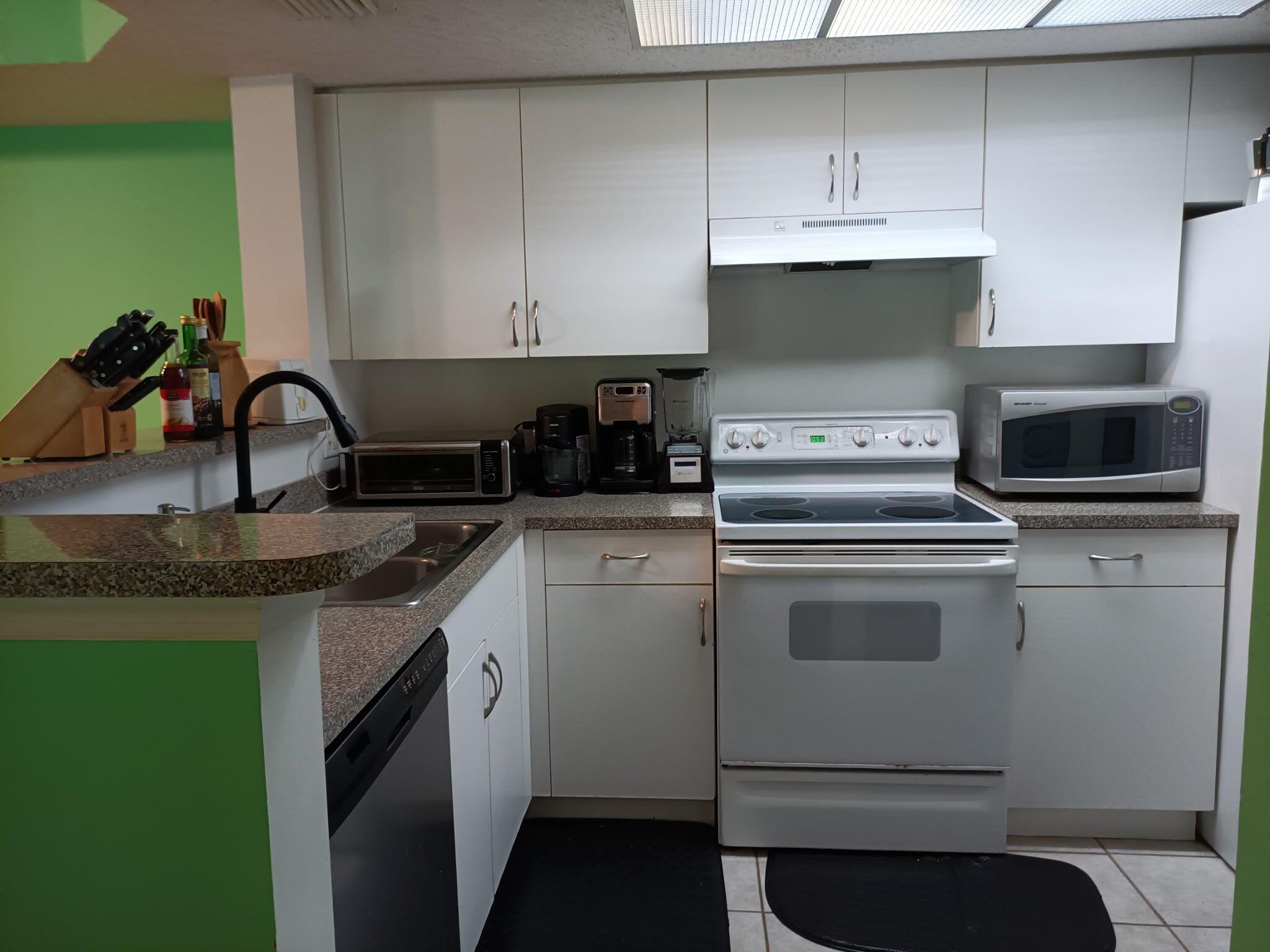 5031 Wiles Road 103
