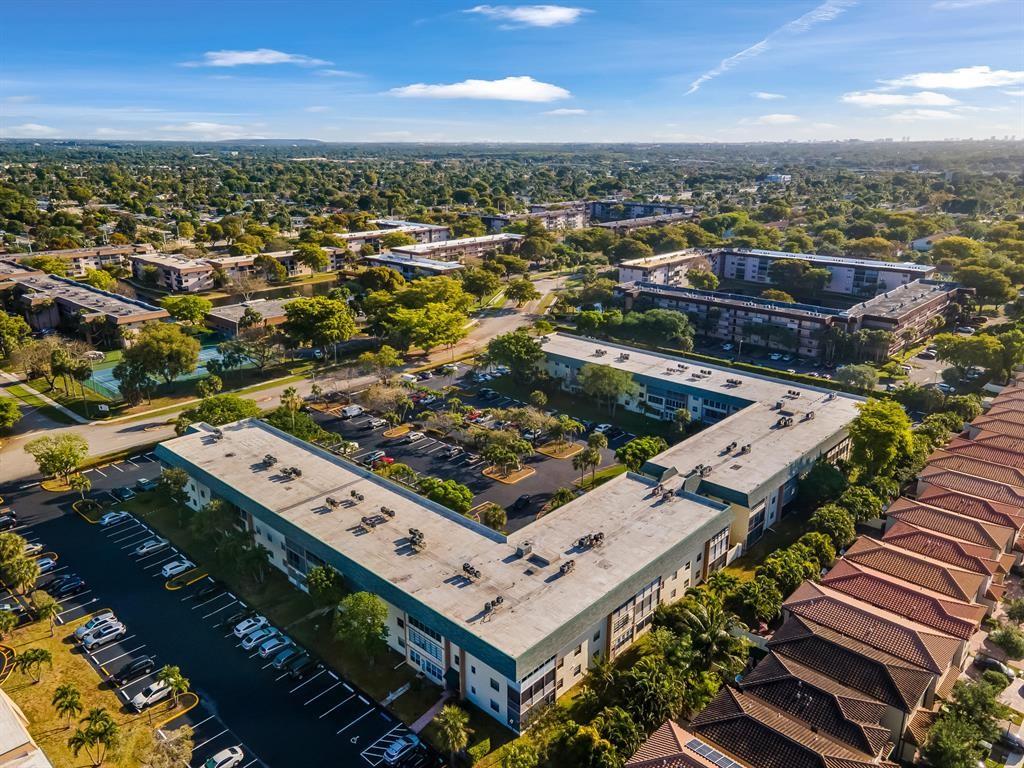 Sabal Palm Village 2 Cond - Residential Lease