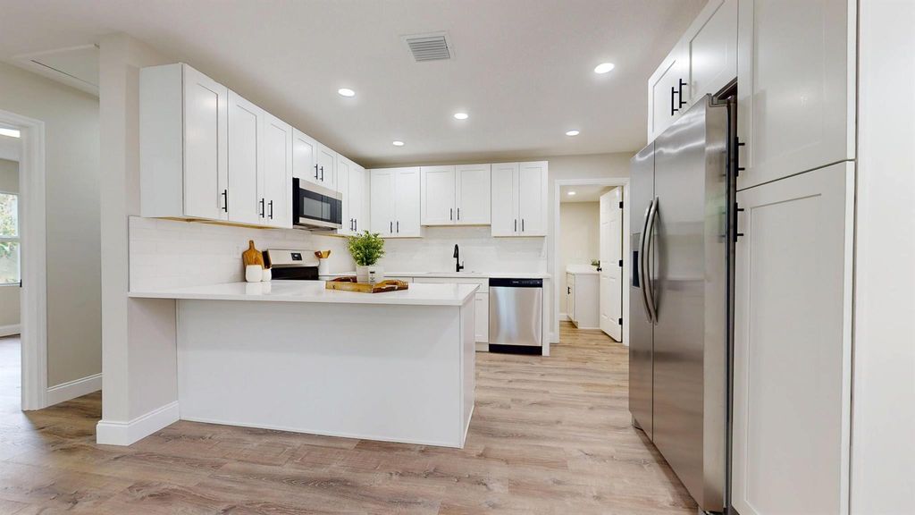 Photo of 426 S L Street, Lake Worth Beach, FL 33460 (MLS # R11108408)