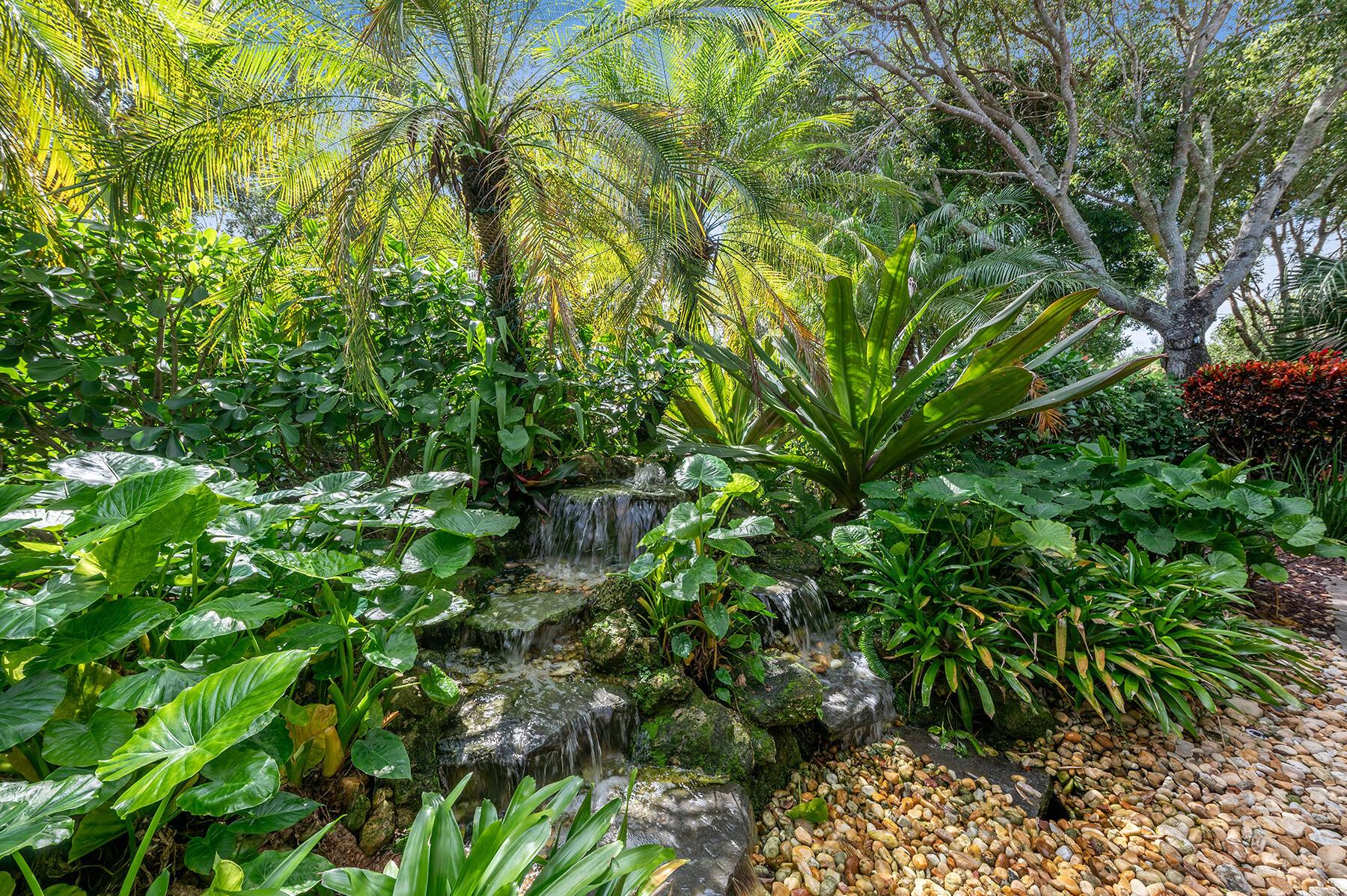 VALENCIA POINTE 1 - Residential