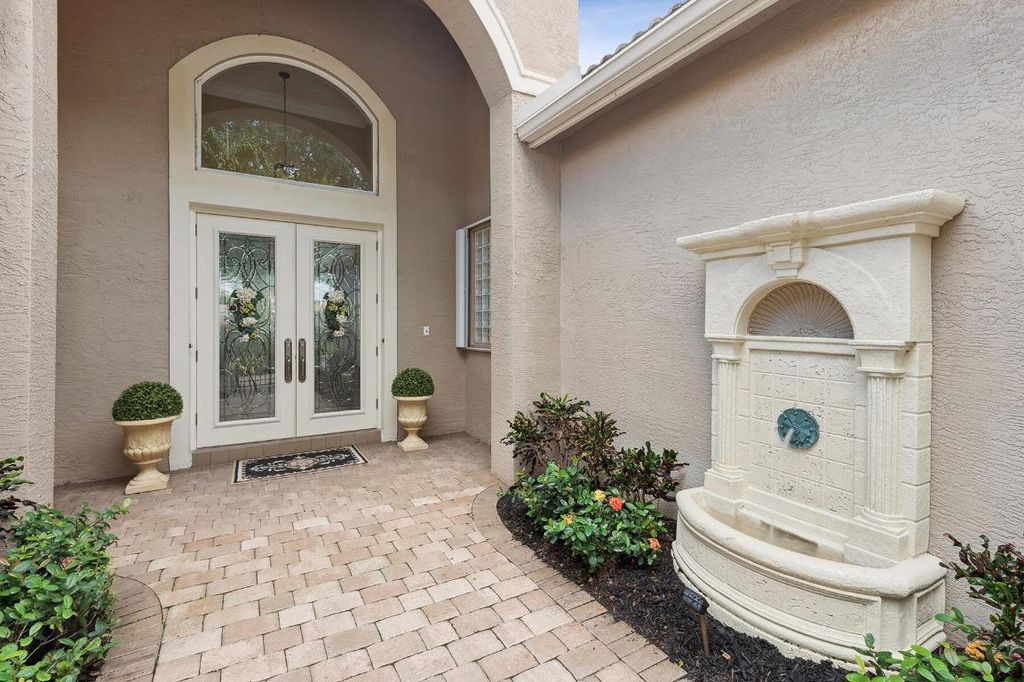 Photo of 6934 Great Falls Circle, Boynton Beach, FL 33437 (MLS # R11136998)