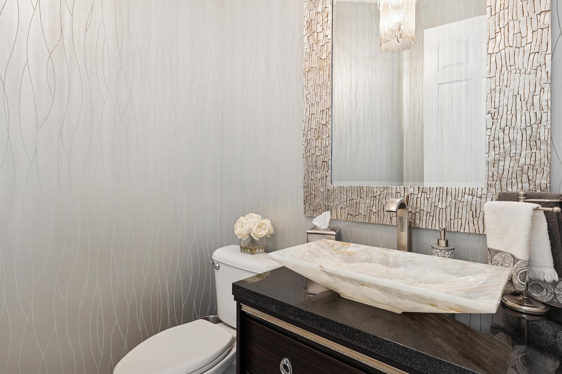 VALENCIA POINTE 1 - Residential