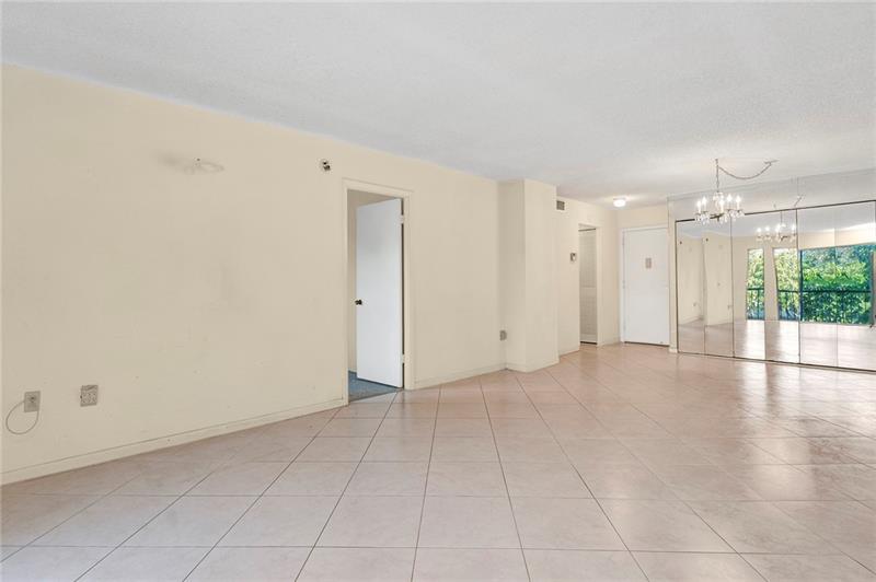 OAKBROOK - Residential