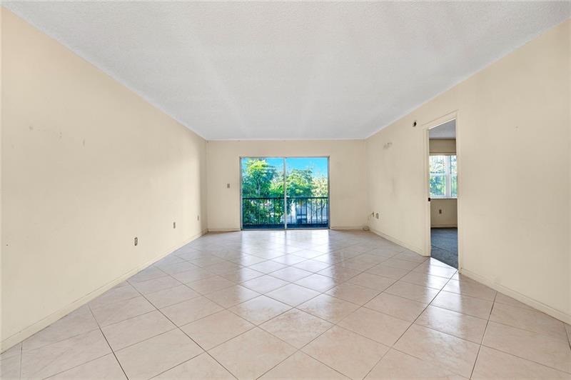 OAKBROOK - Residential