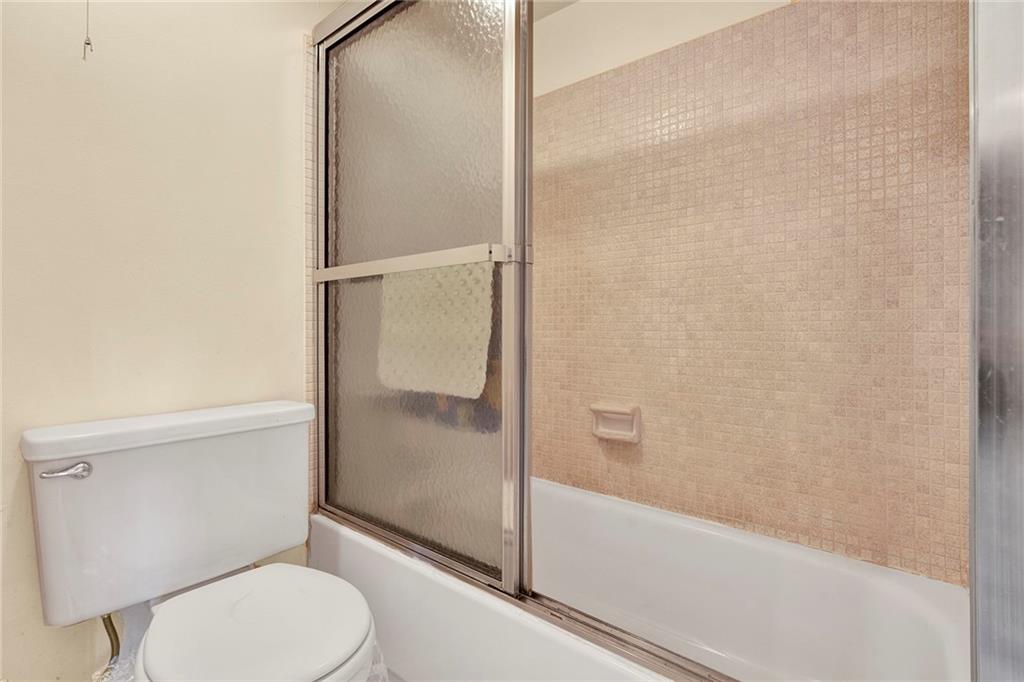 OAKBROOK - Residential