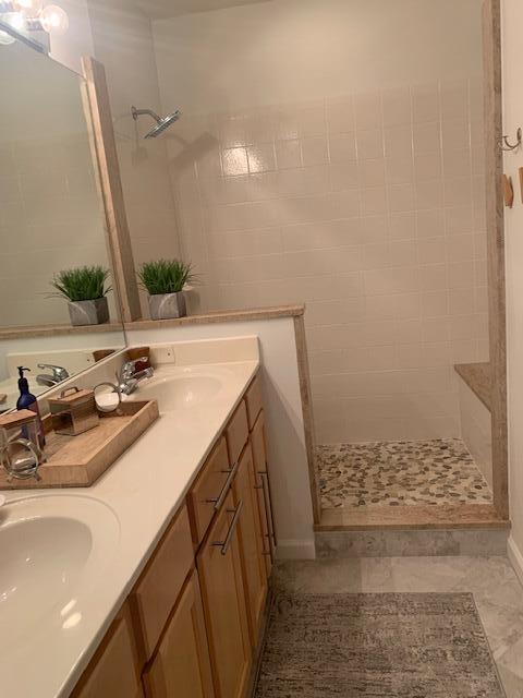 CASTLE PINES CONDOMINIUM - Residential Lease