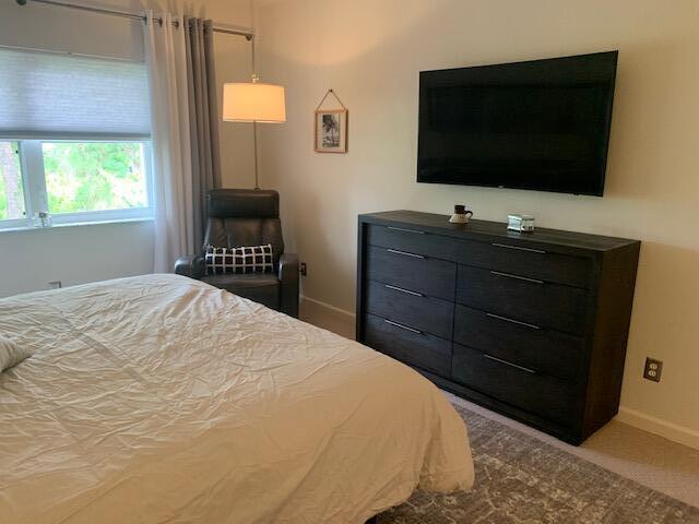 CASTLE PINES CONDOMINIUM - Residential Lease