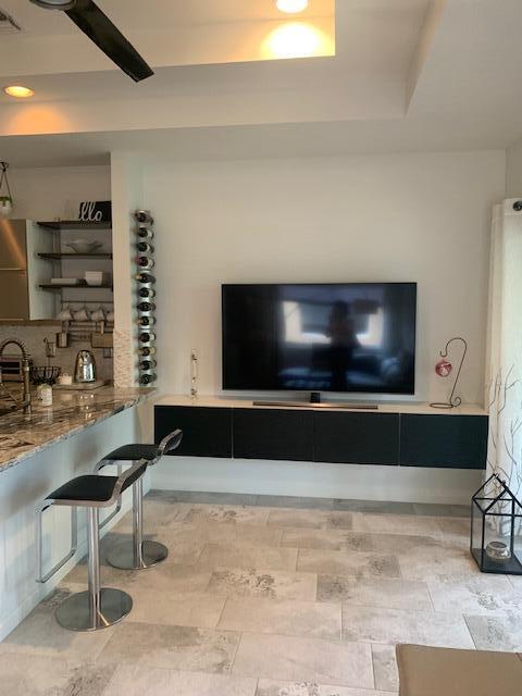 CASTLE PINES CONDOMINIUM - Residential Lease