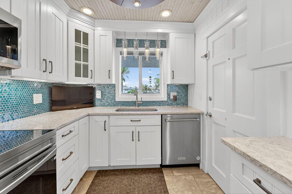 Photo of 4 Westwood Avenue #205h, Tequesta, FL 33469 (MLS # R11106240)