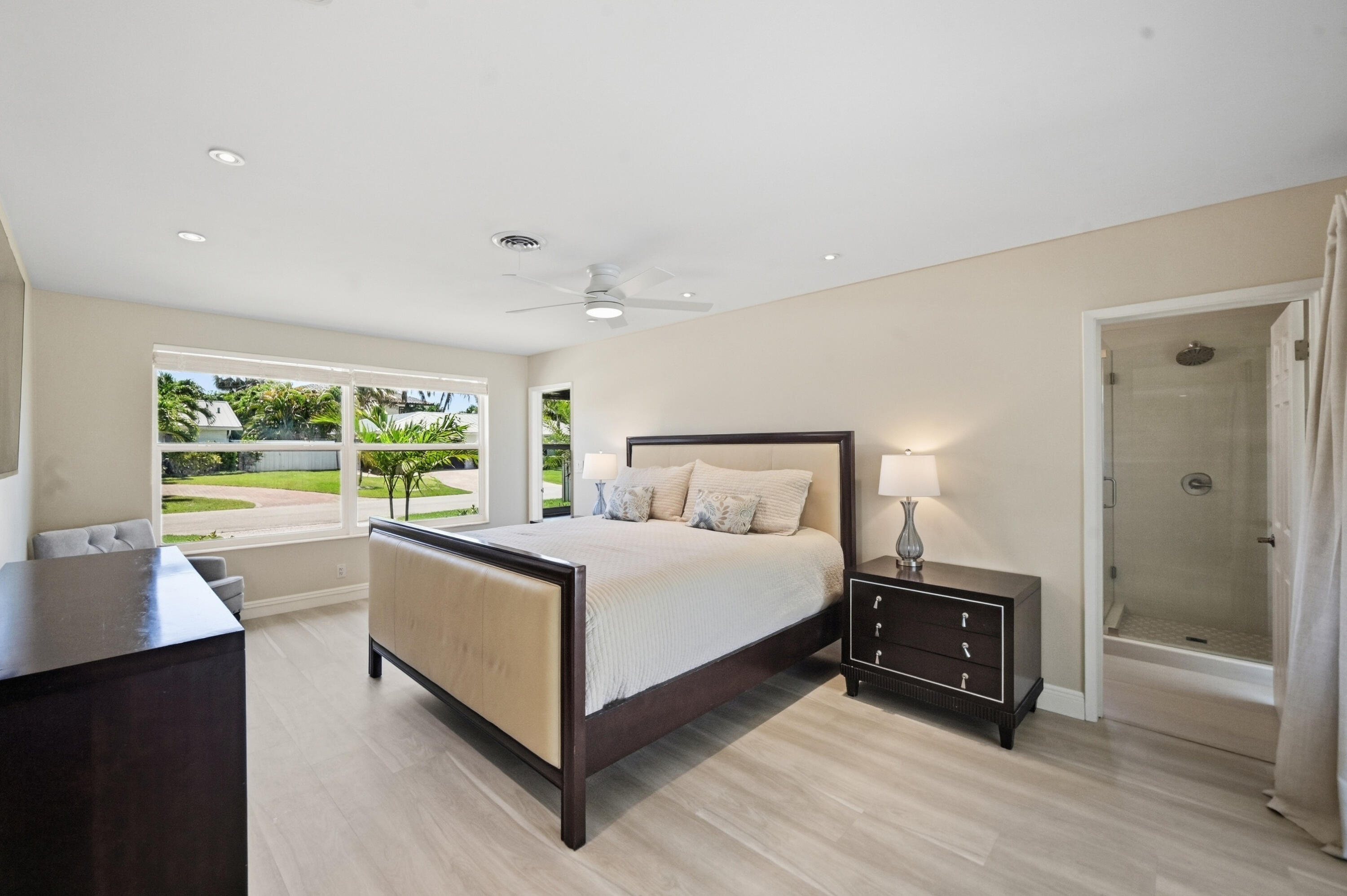 VENETIAN ISLES 3RD SEC - Residential