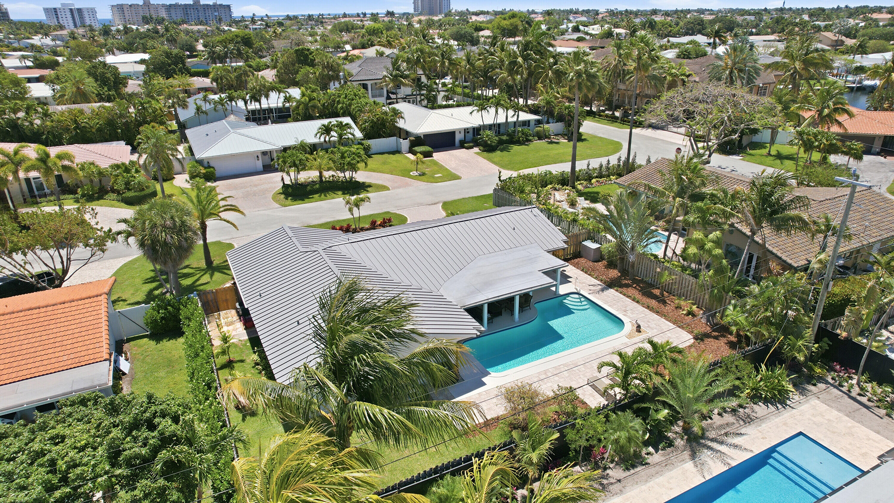 VENETIAN ISLES 3RD SEC - Residential