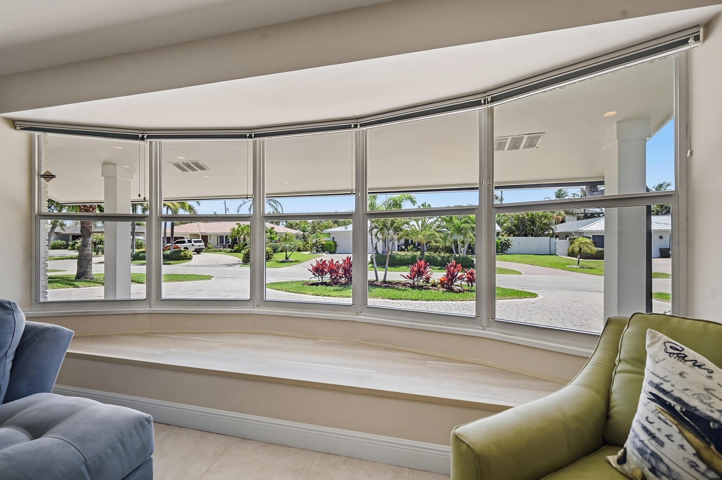 VENETIAN ISLES 3RD SEC - Residential
