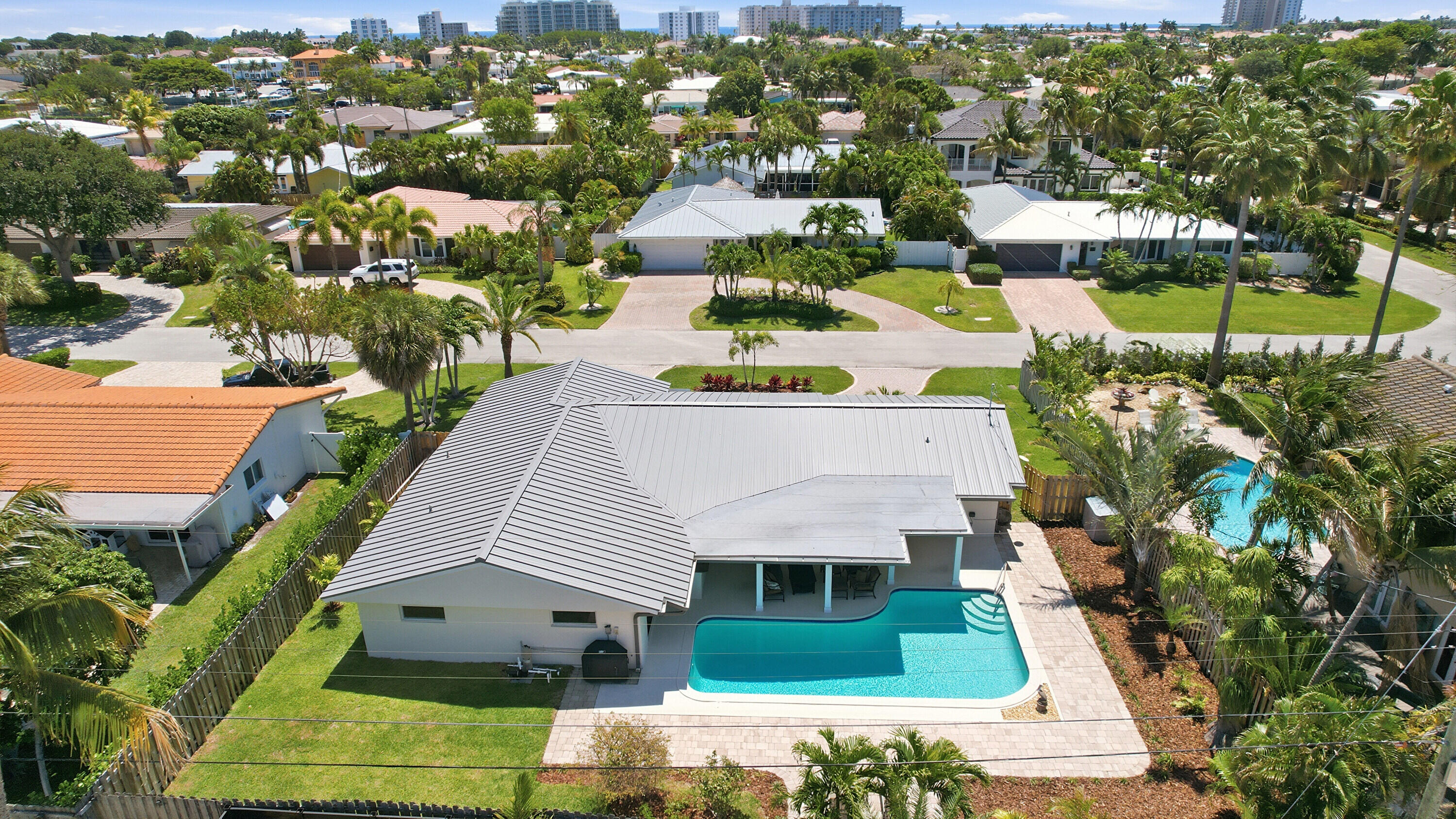 VENETIAN ISLES 3RD SEC - Residential