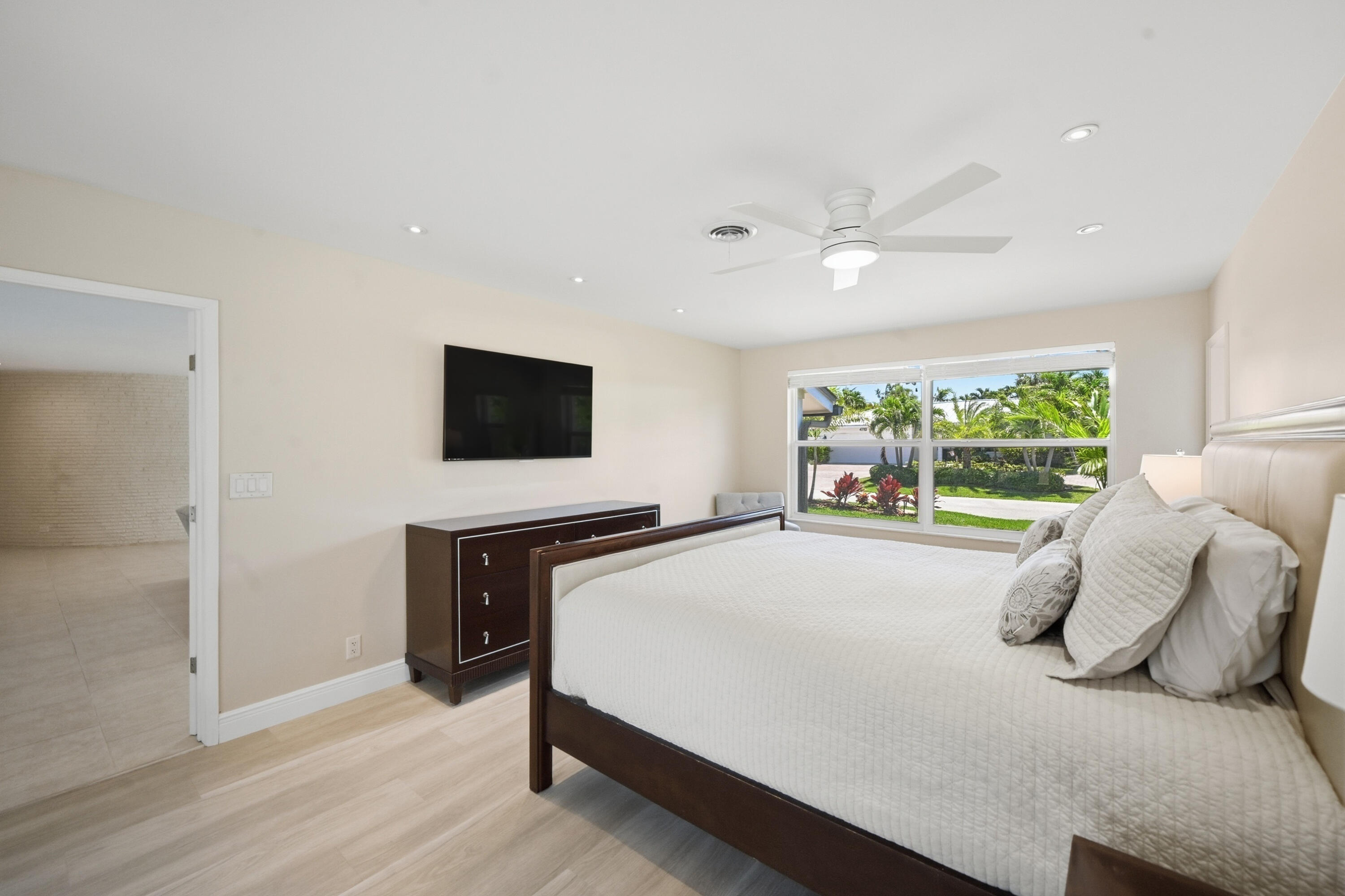 VENETIAN ISLES 3RD SEC - Residential