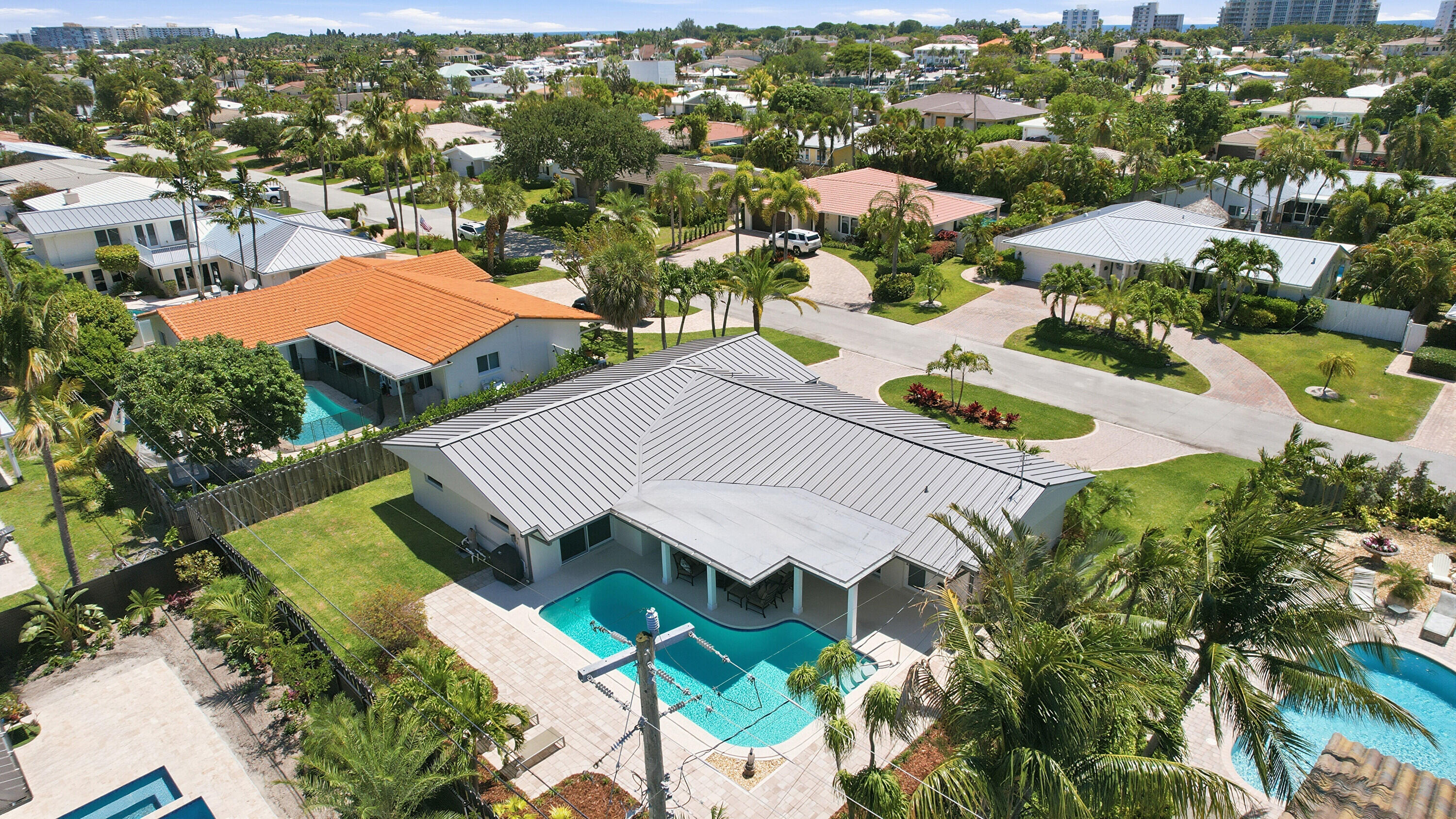 VENETIAN ISLES 3RD SEC - Residential