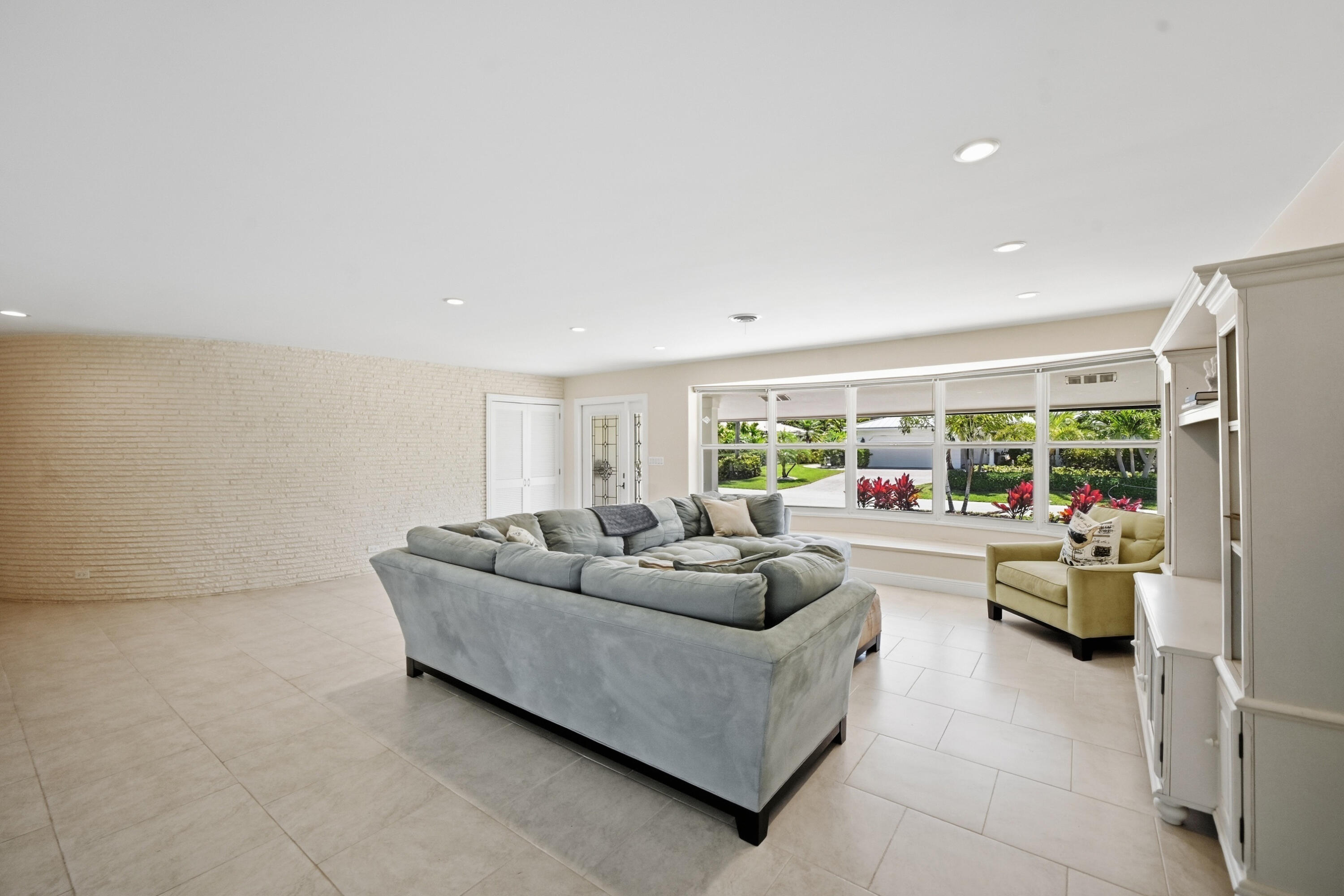 VENETIAN ISLES 3RD SEC - Residential