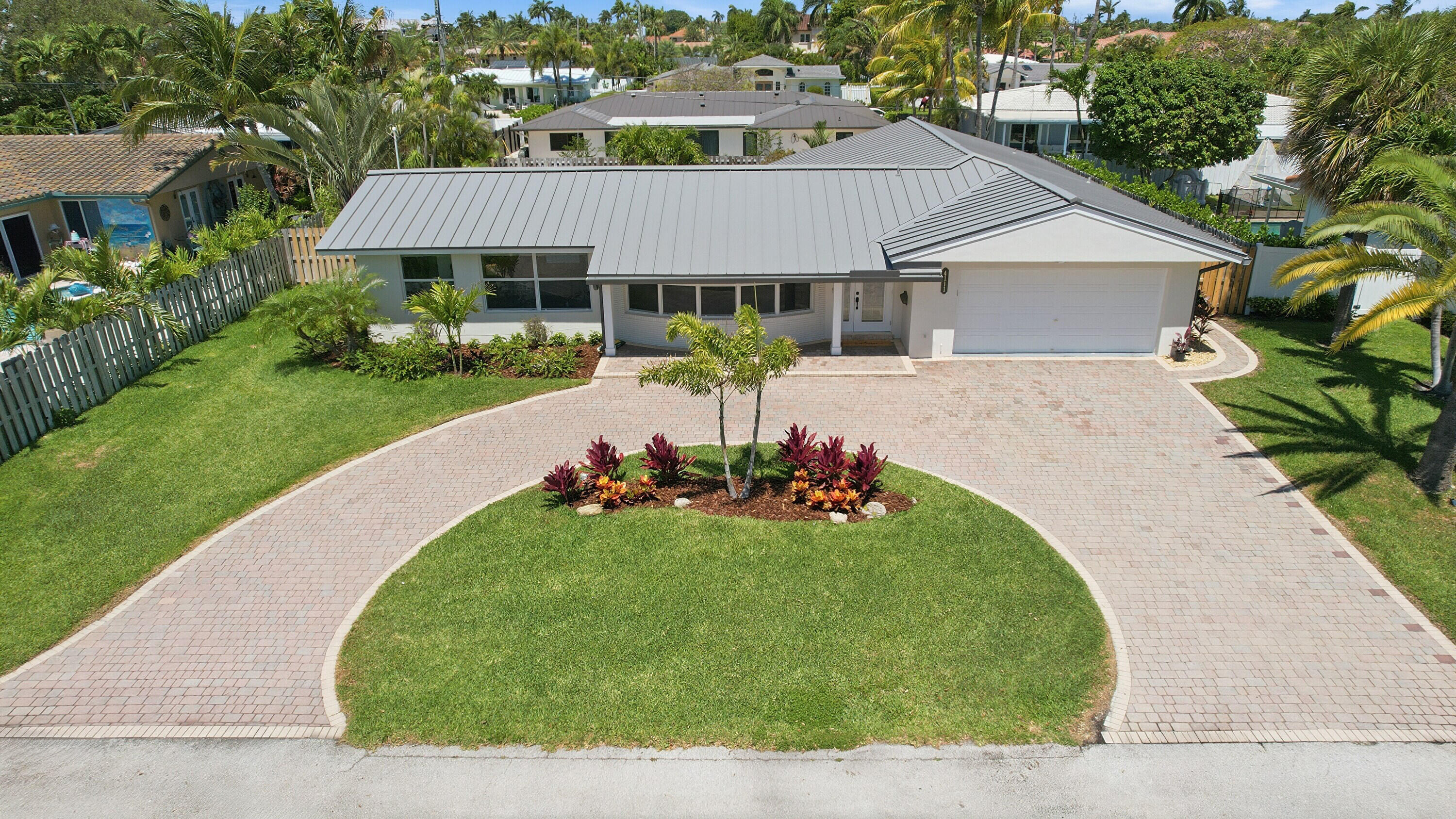 VENETIAN ISLES 3RD SEC - Residential