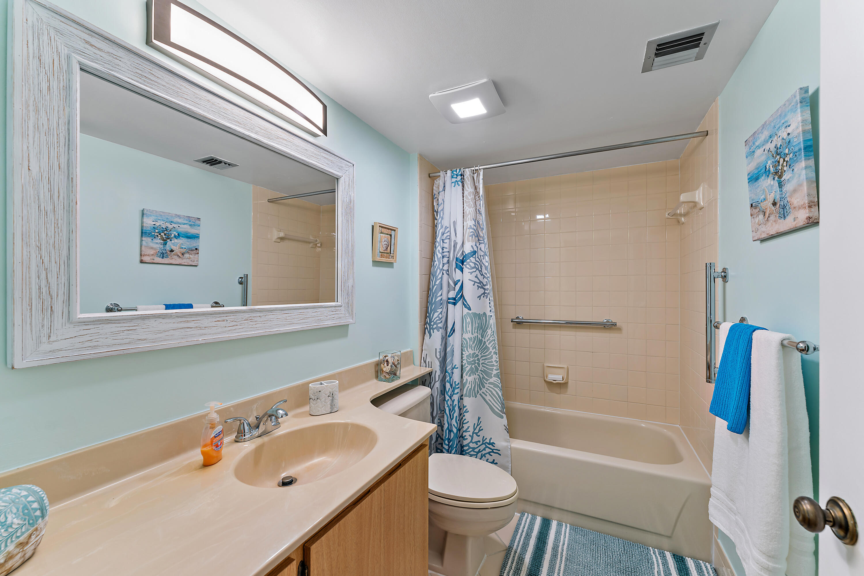 MARINA AT THE BLUFFS CONDO - Residential Lease