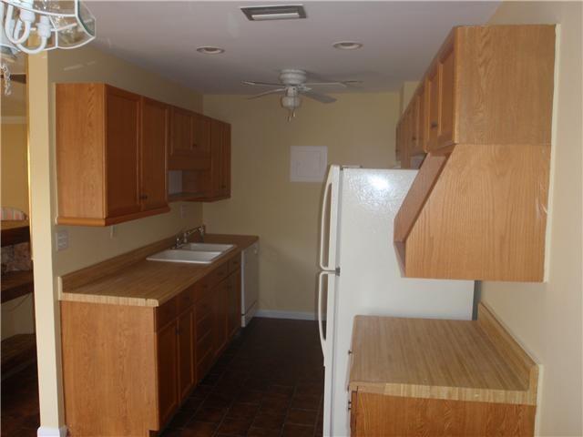 Lake Island - Residential