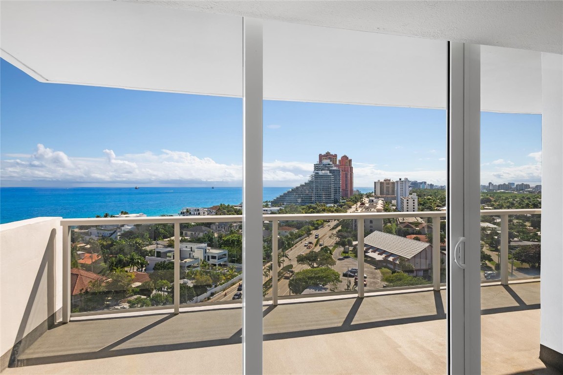 Embassy tower - Residential