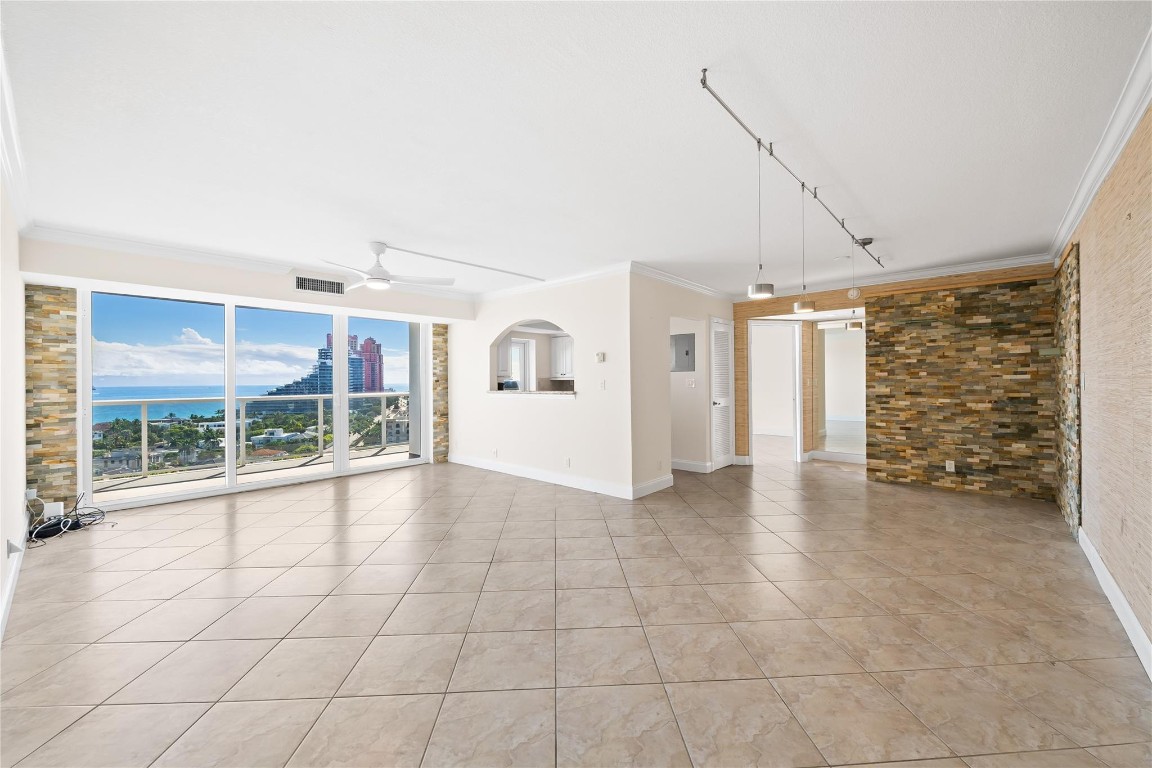 Embassy tower - Residential