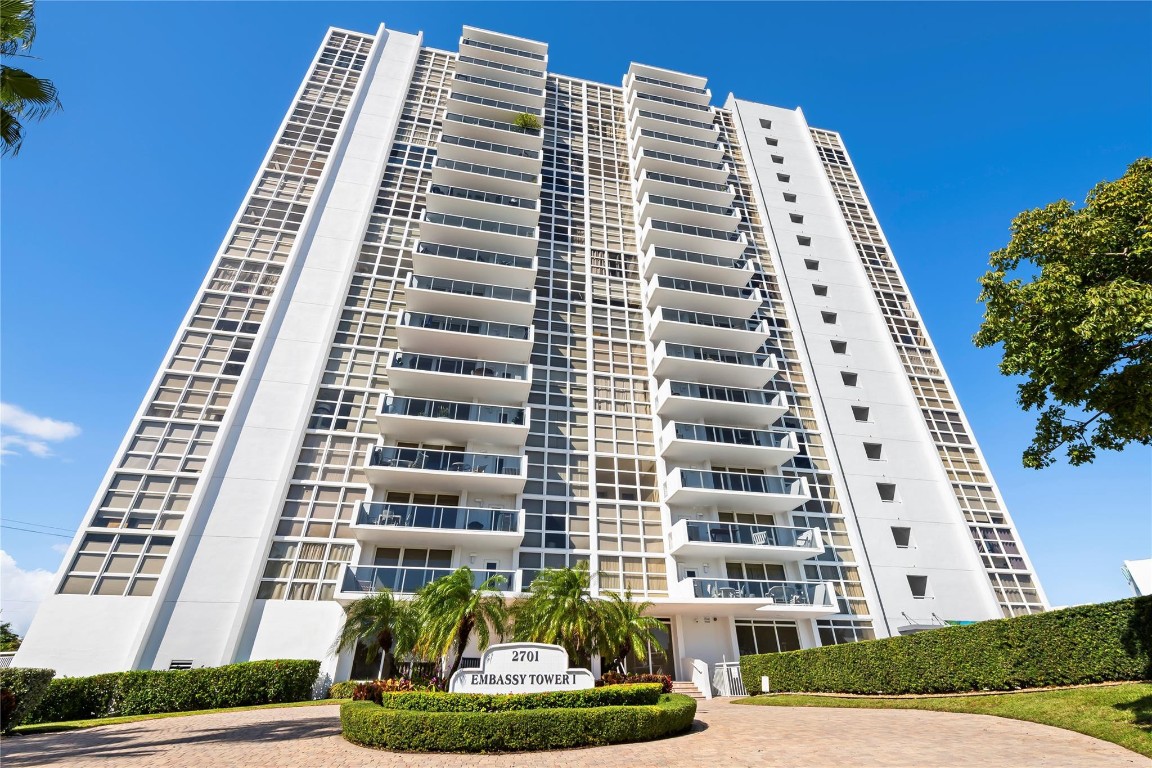 Embassy tower - Residential