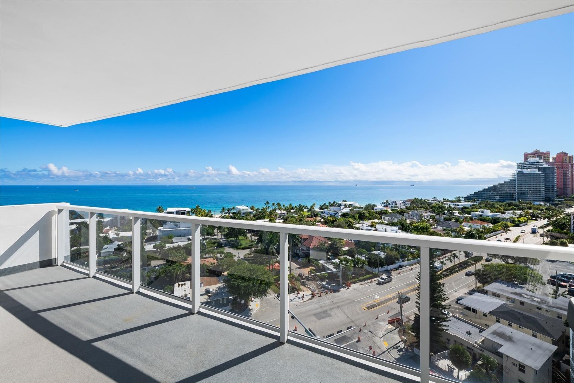 Embassy tower - Residential