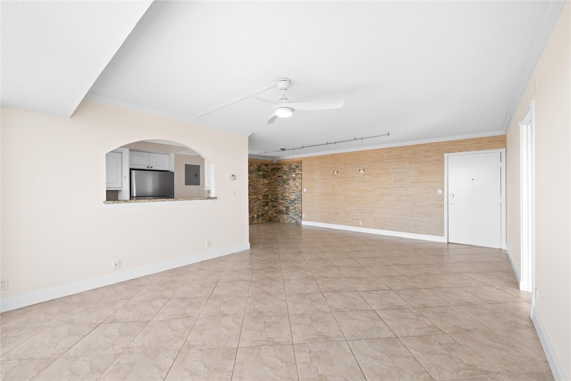 Embassy tower - Residential