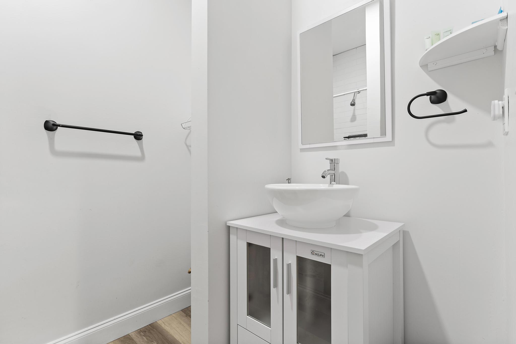 PROSPECT HILLS - Residential Lease