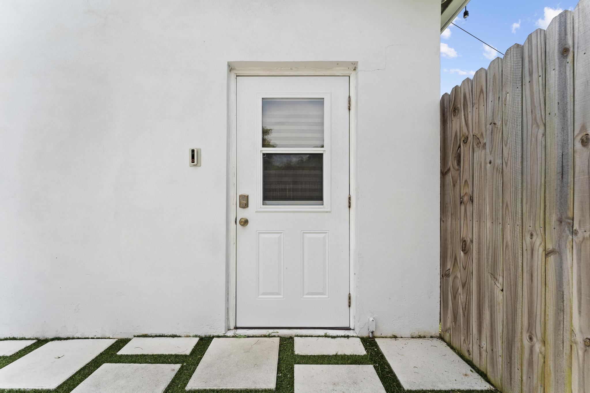 PROSPECT HILLS - Residential Lease