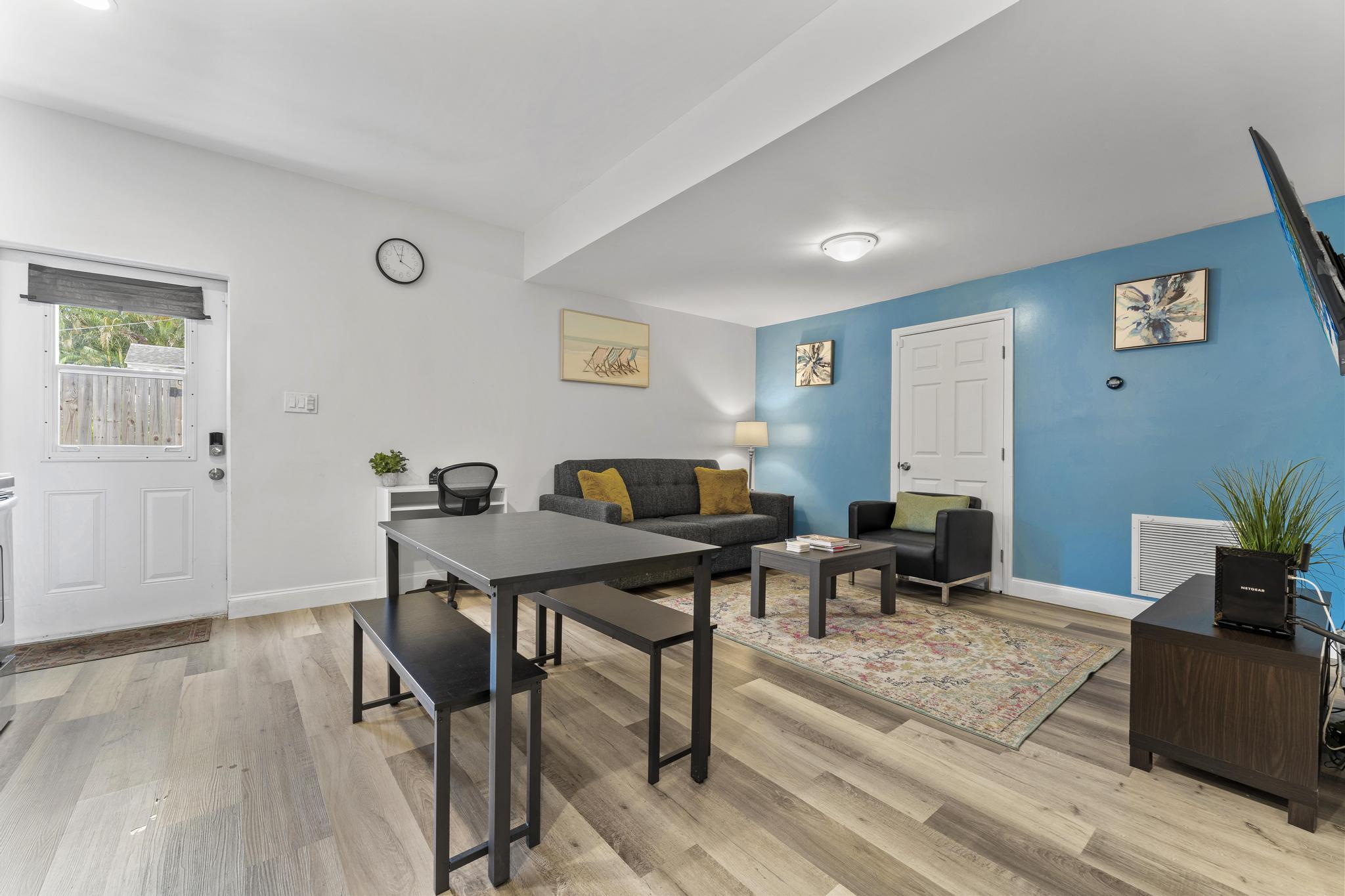 PROSPECT HILLS - Residential Lease