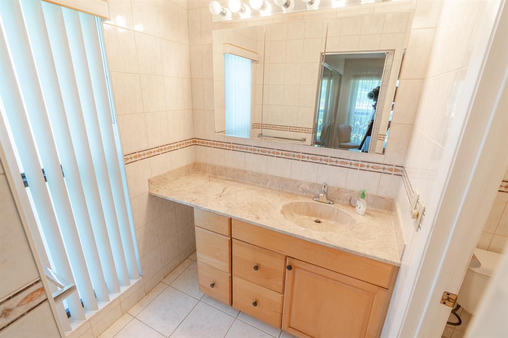 BUTTONWOOD 2 - Residential