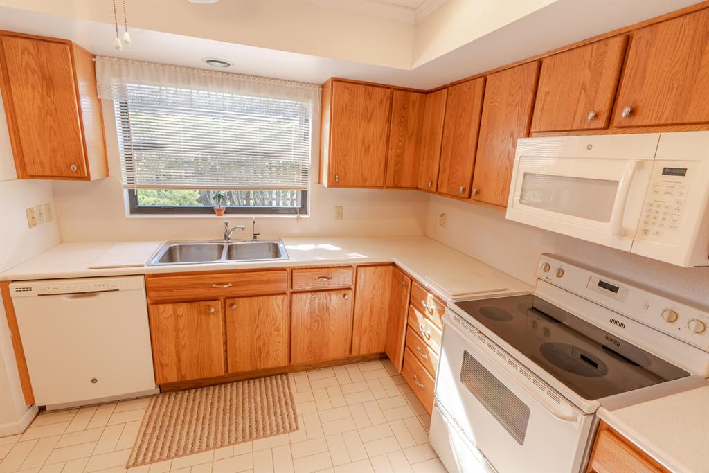 BUTTONWOOD 2 - Residential