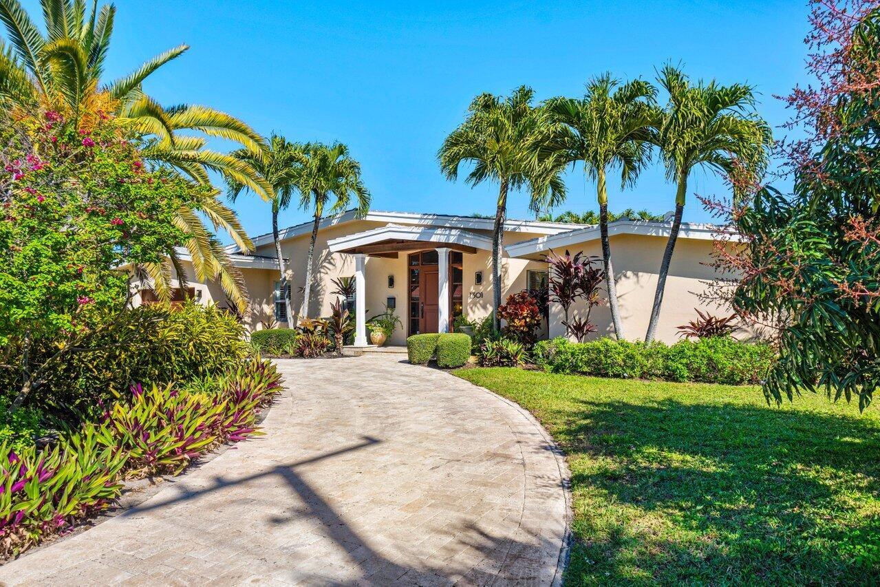 1301 NW 4th Avenue