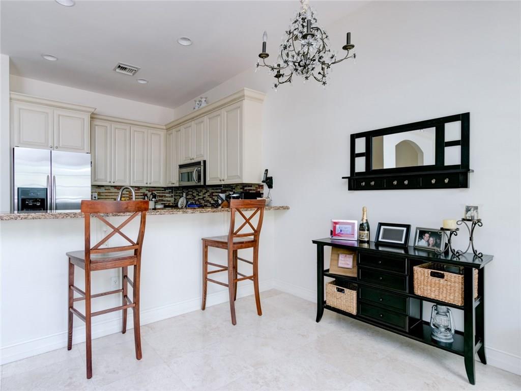 Jamestown Square - Residential